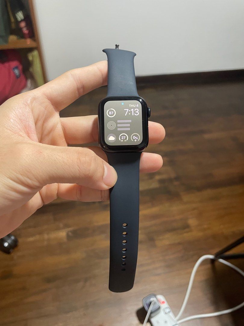 Apple Watch SE 40mm with AppleCare Mobile Phones Gadgets Wearables Smart Watches on Carousell