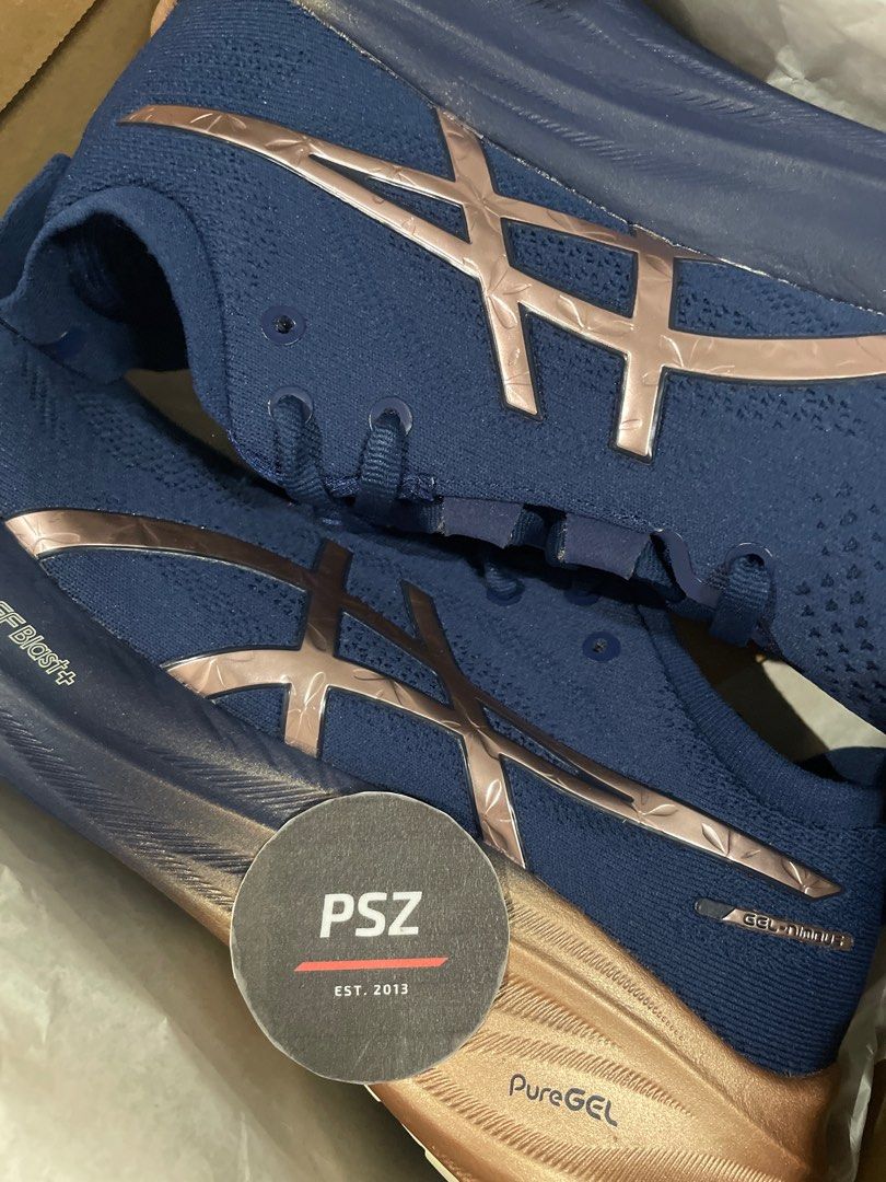US9.5 Asics Gel Nimbus 26 Platinum Blue Expanse Champagne