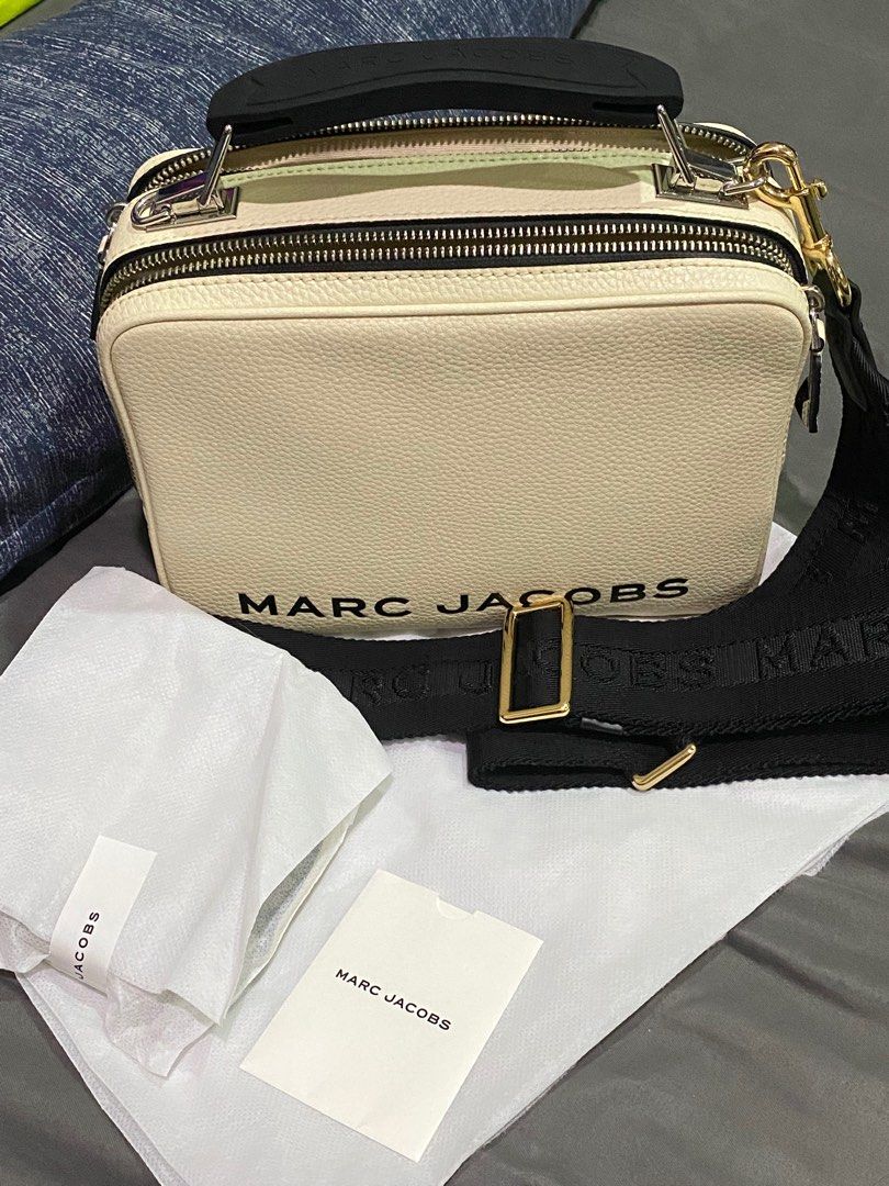 Authentic Marc Jacobs “The Box Pebbled” (Category: Luxury Bags & Wallets) located in Manila. Submitted by 17amay (Listing ID 1312405058, Image 1). Description: - used once! - w authentic card - comes with extra strap! (Bought this separately) - can send more pics :) .