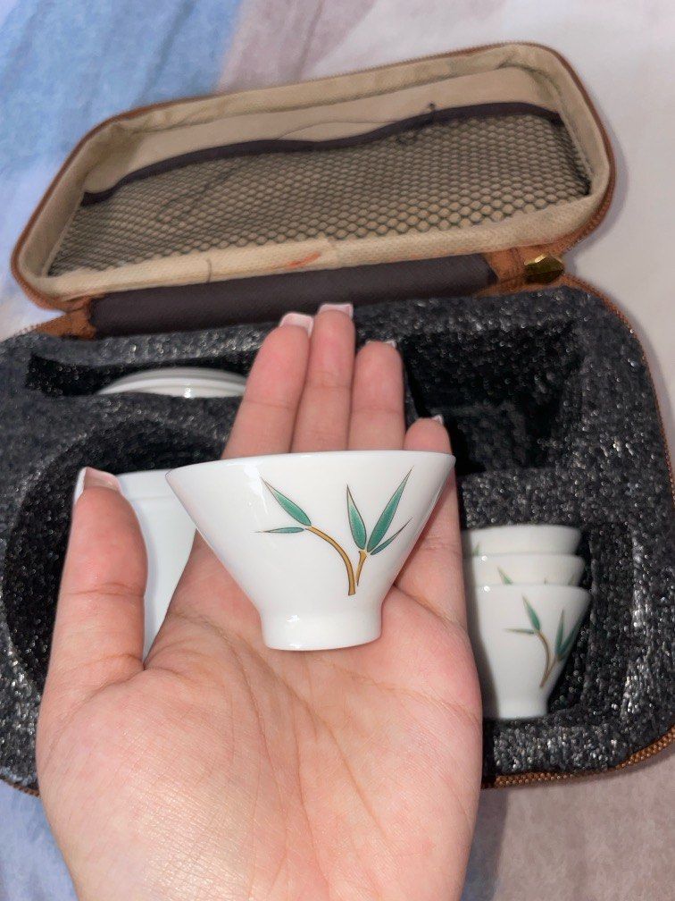 Ceramic Tea Set (Category: Coffee & Tea Tableware) located in Quezon City. Submitted by sofiaflorenzo (Listing ID 1312286338, Image 2). Description: Never been used Fully functioning Food safe Comes with proper packaging (pictures included) RFS: decluttering.
