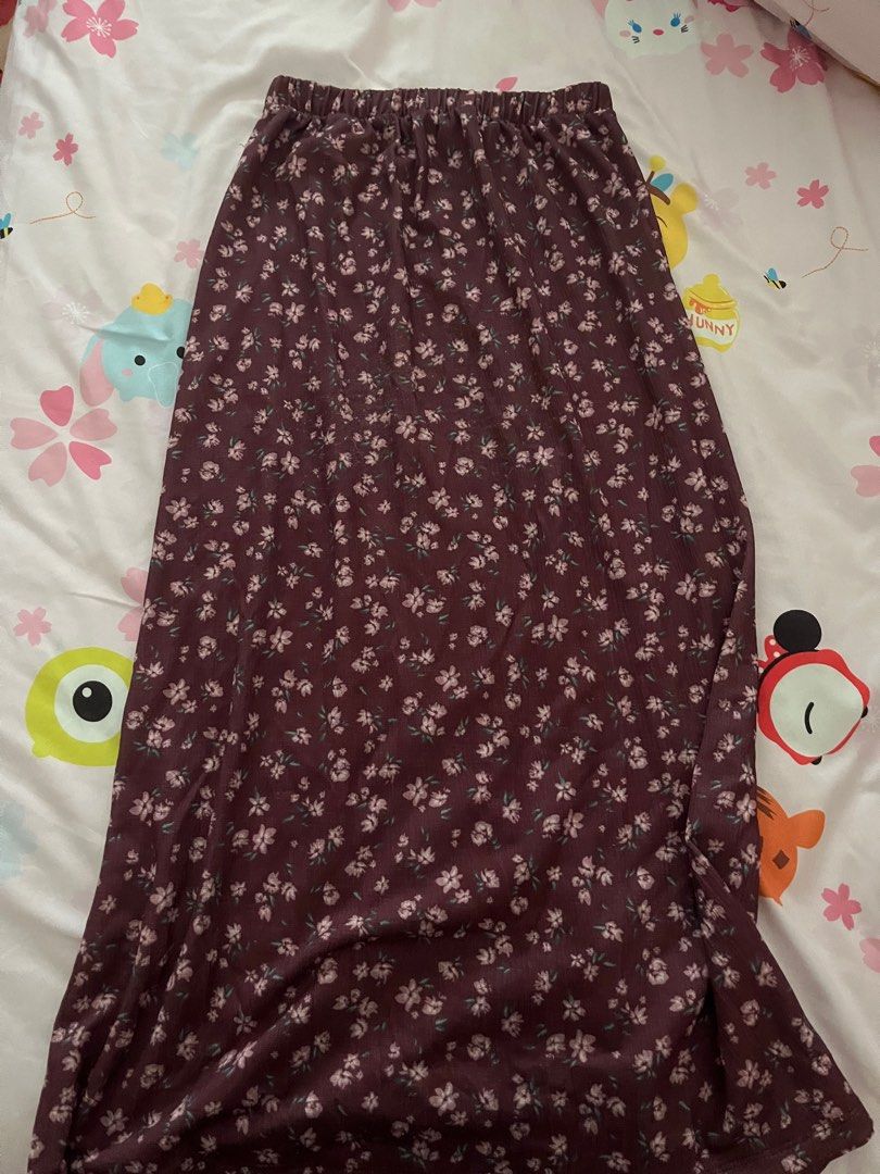 FLORAL BUTTON DOWN MIDI SKIRT Women s Fashion Bottoms Skirts on Carousell