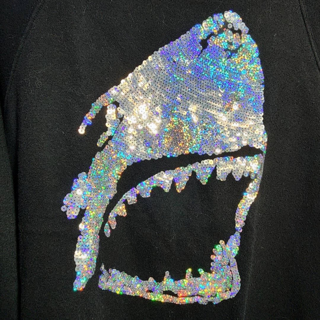 Forever 21 shark sweatshirt clearance