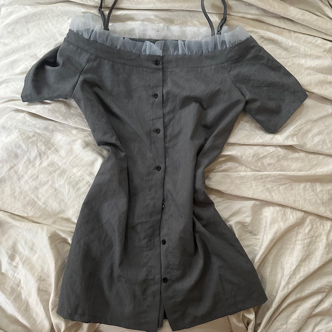 Aesthetic Gray Off Shoulder Top, Women's Fashion, Tops, Blouses on ...