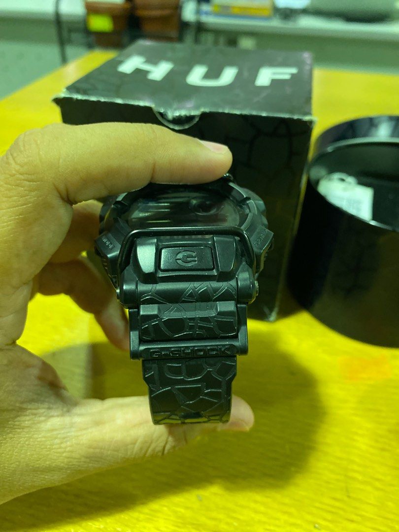 G SHOCK GD 400HUF BRAND HUF Men s Fashion Watches Accessories Watches on Carousell