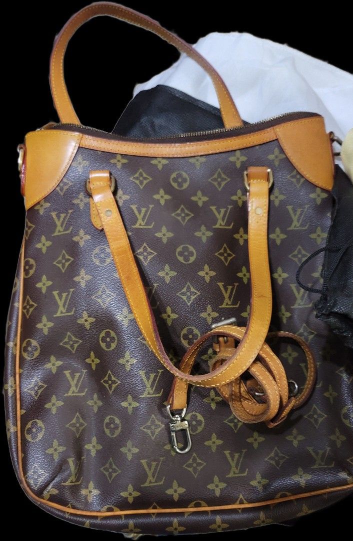 L.V. ODEON WITH CODE SP0039 shoulder/tote/crossbody bag (Category: Luxury Bags & Wallets) located in Paranaque City. Submitted by welcome_888 (Listing ID 1312416668, Image 1). Description: .