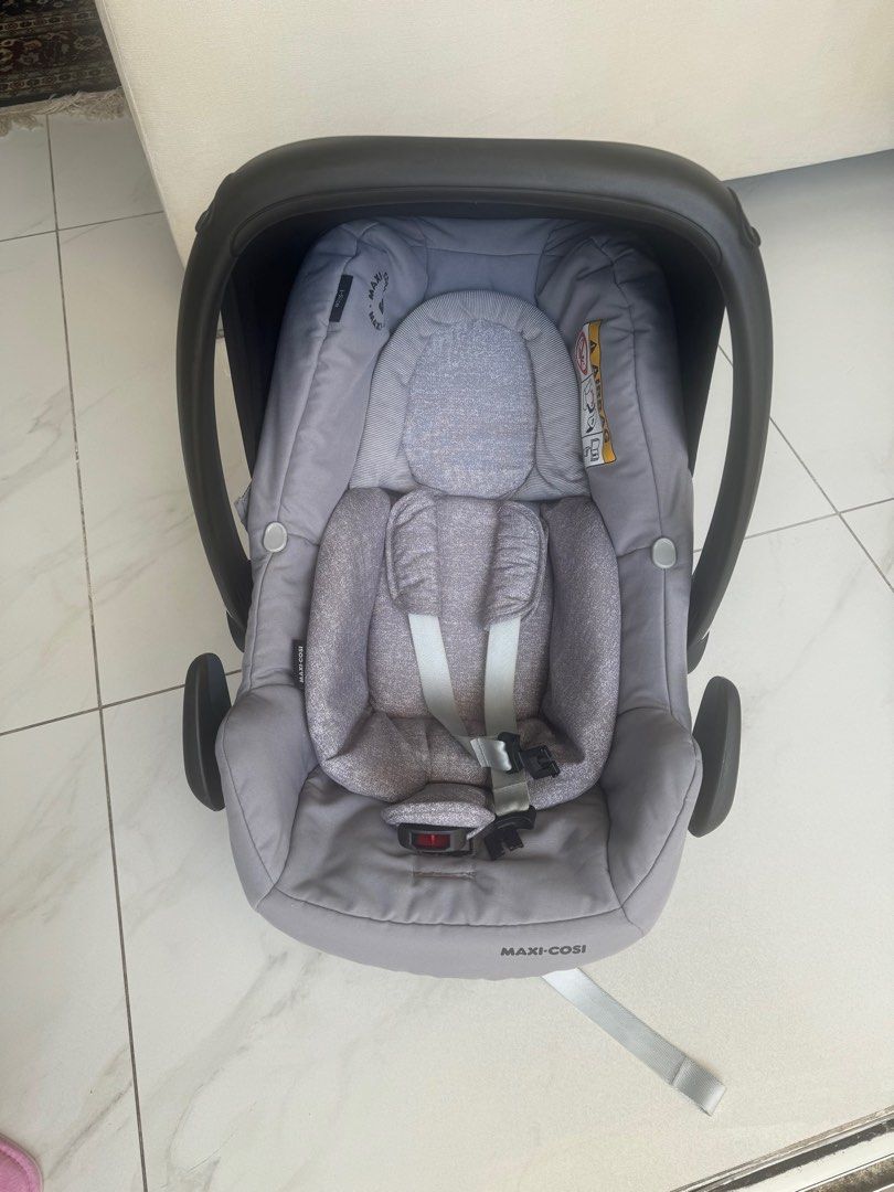 Maxi cosi rock newborn insert online