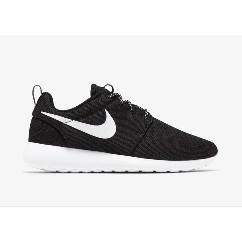 Nike Roshe One running, Fesyen Wanita, Sepatu di Carousell