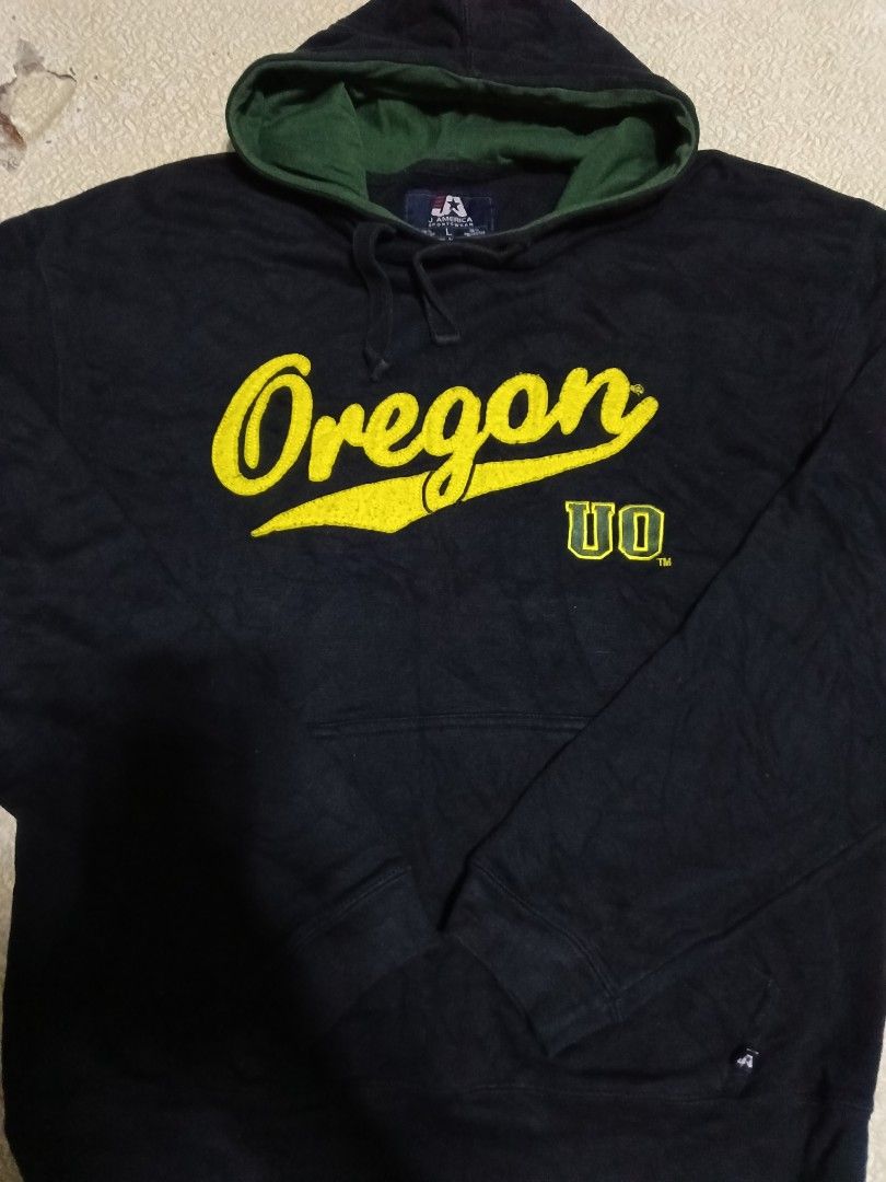 Oregon hoodie (Category: Hoodies) located in Quezon City. Submitted by eystackap (Listing ID 1312426360, Image 2). Description: large to xl.