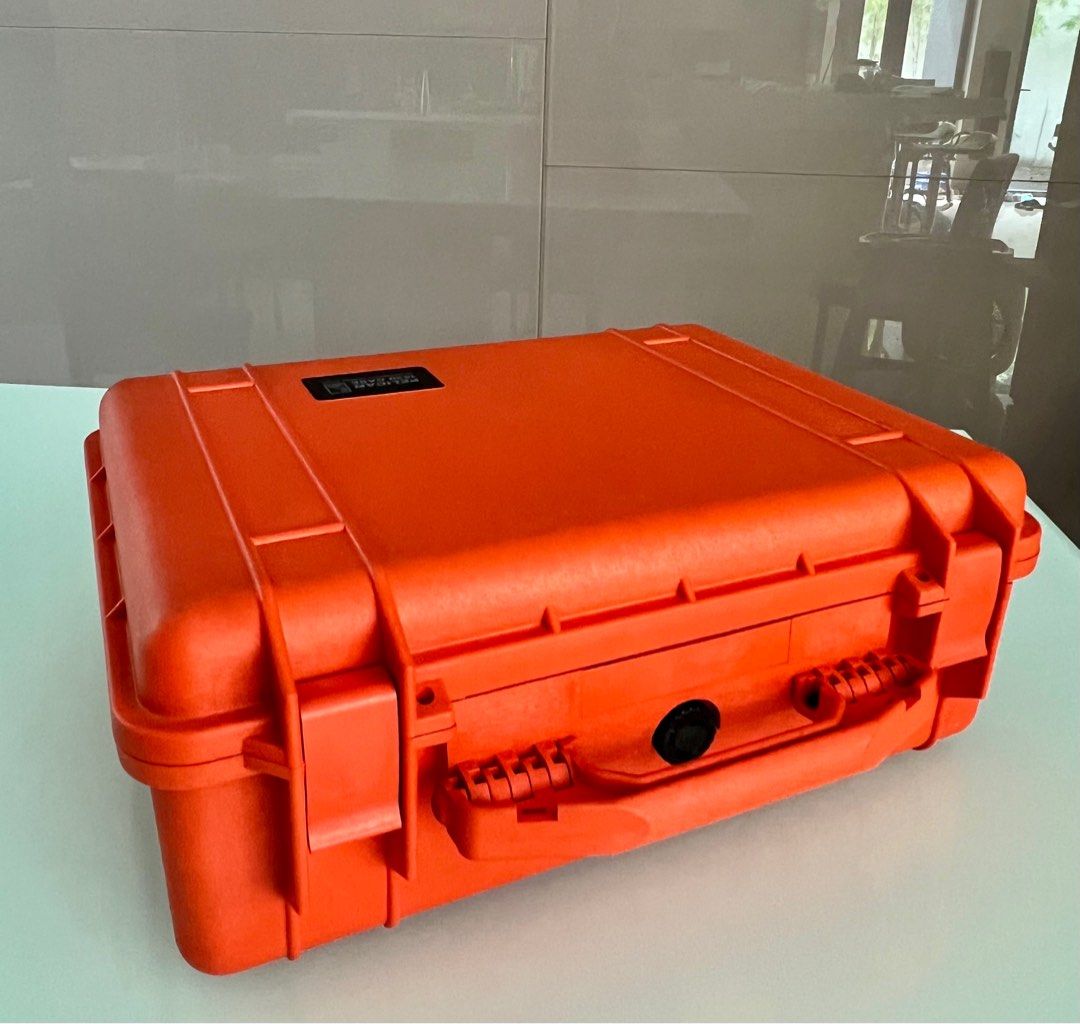 Pelican 1520 Protector Case with Foam (Category: Storage Boxes & Baskets) located in Quezon City. Submitted by mybee (Listing ID 1312288455, Image 1). Description: Original price 16000 Lightly used. I good condition. Includes foam. With minor scratches Actual item is shown in photos, refer to the pictures for details and condition. Price is negotiable .