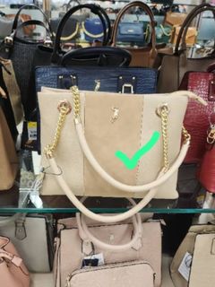 (Category: ) located in . Submitted by miea.preloved (Listing ID 1312120998, Image 1). Description: .
