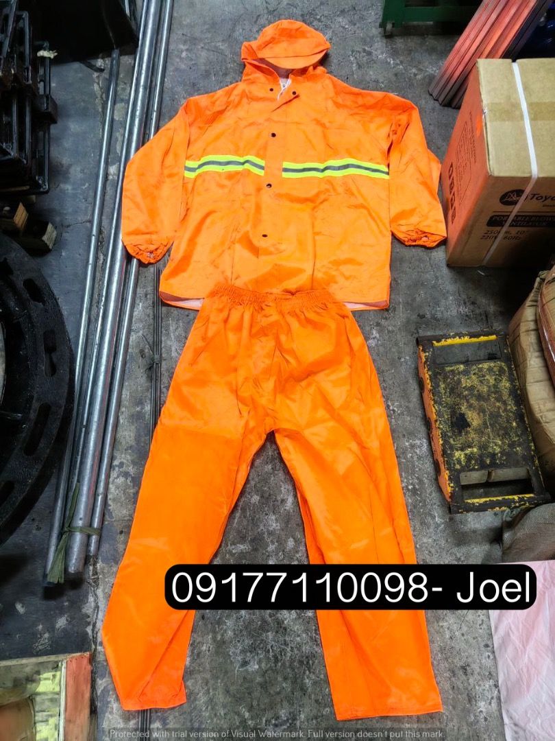 rain coat (Category: Construction Tools & Equipment) located in Manila. Submitted by joeyroque09 (Listing ID 1312358573, Image 1). Description: .