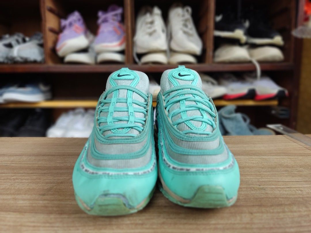 Sepatu Sneakers Nike Air Max 97 Have a Nike Day Tropical Twist Bekas Size  43 (Kondisi 8/10)