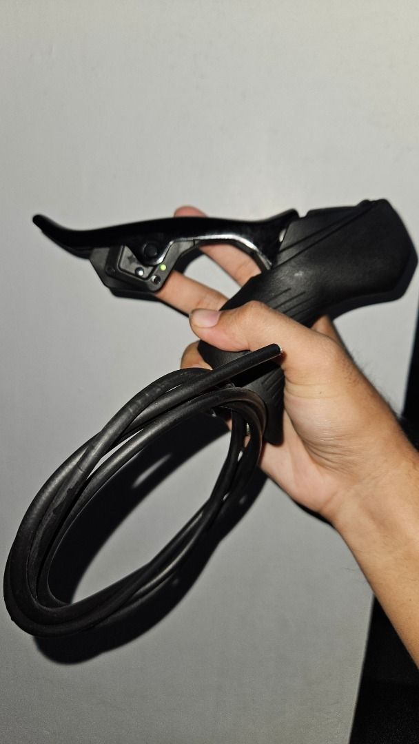 Sram Rival AXS Right Shifter (Category: Bicycles) located in Las Pinas. Submitted by beaverknight15 (Listing ID 1312464516, Image 3). Description: Used like new Rfs: extra Las pinas pickup or lalamove.