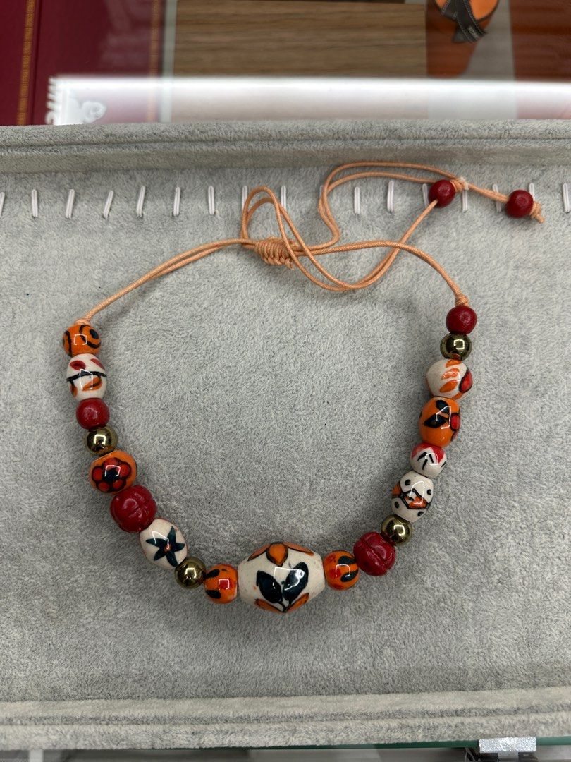 Statement Necklaces (Category: Necklaces) located in Shah Alam. Submitted by fionacst (Listing ID 1312439950, Image 1). Description: Mostly from Lovisa.