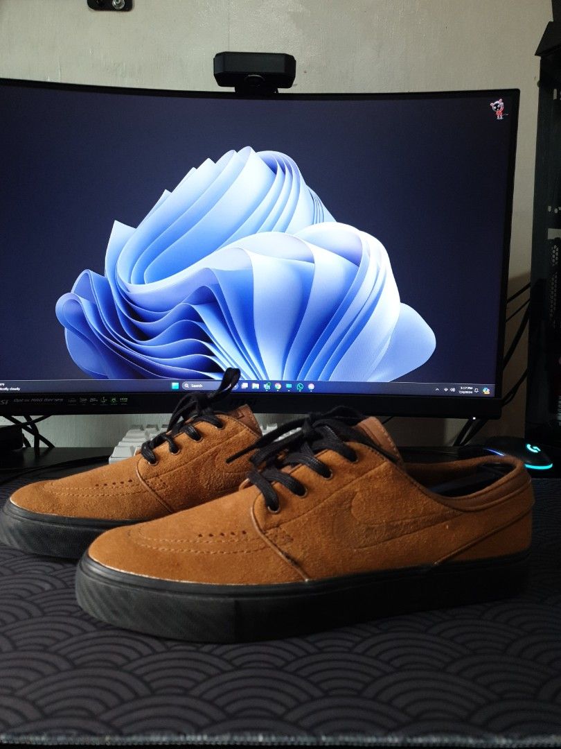 Janoski british tan top