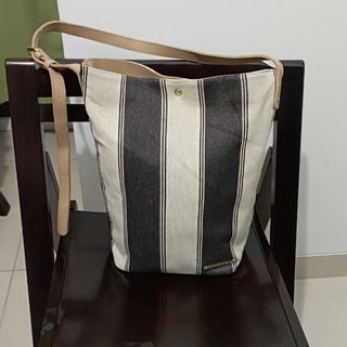 (Kategori: ) berada di . Dikirim oleh millky (ID iklan 1312392588, Gambar 1). Deskripsi: .