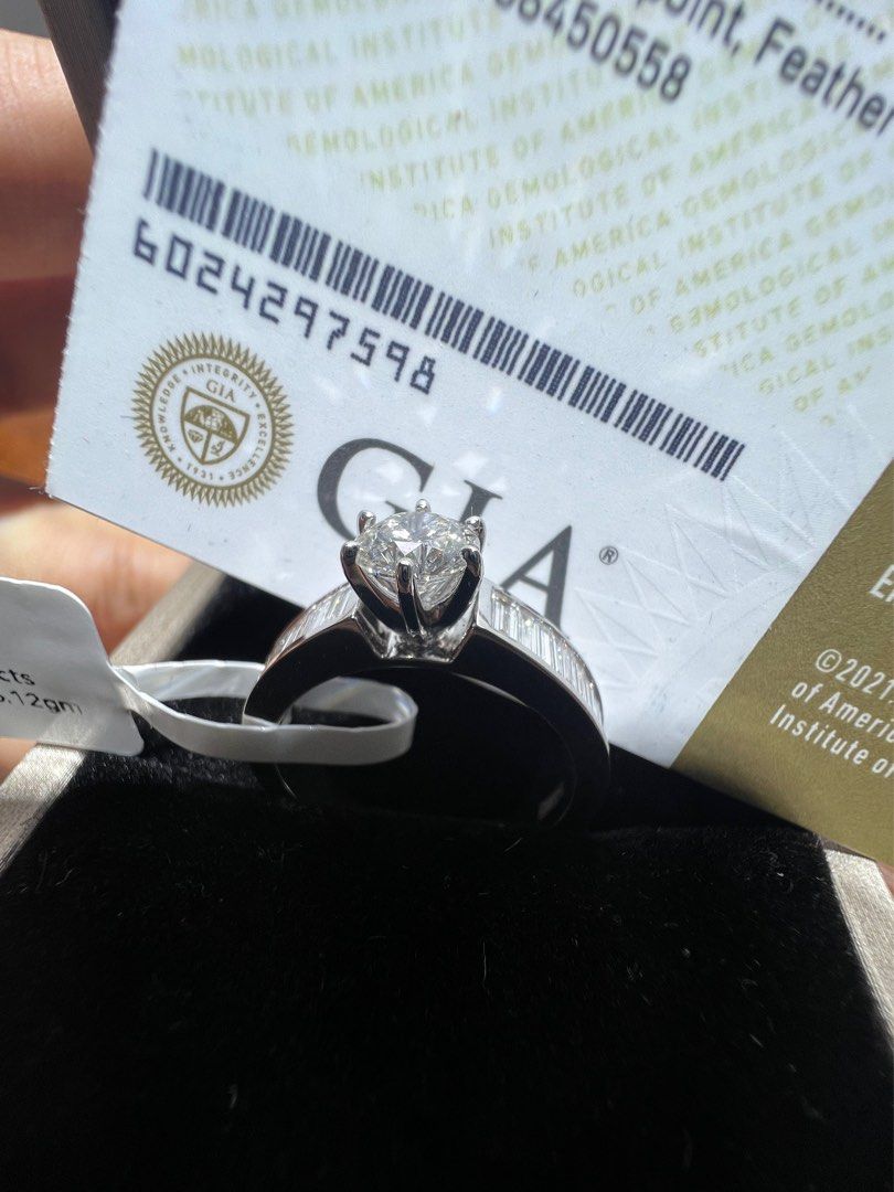 Engagement ring certificate discount