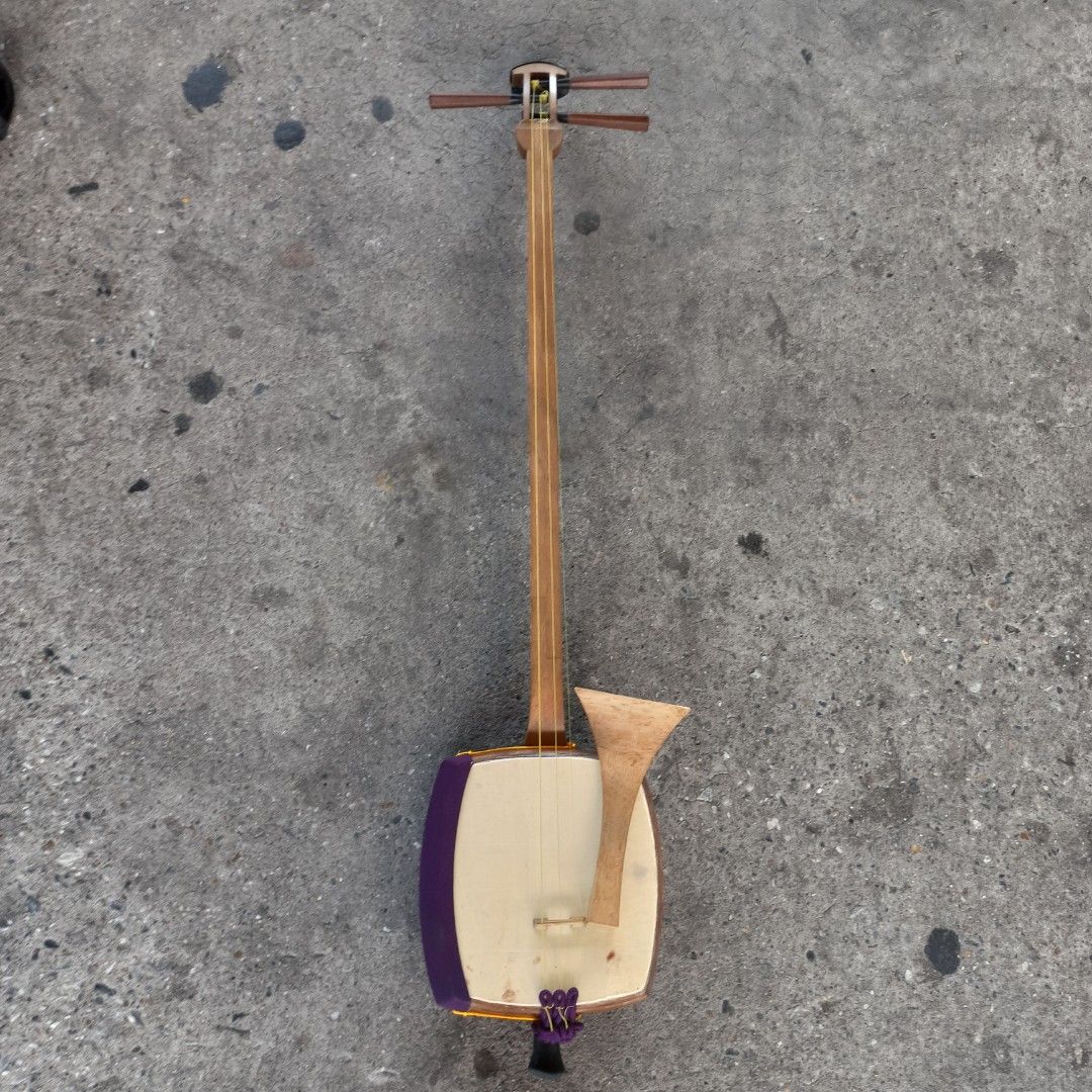 三味線 鈴木長唄三味線MS-8 演奏に必要な付属品が揃ってる合皮仕様で長持ち