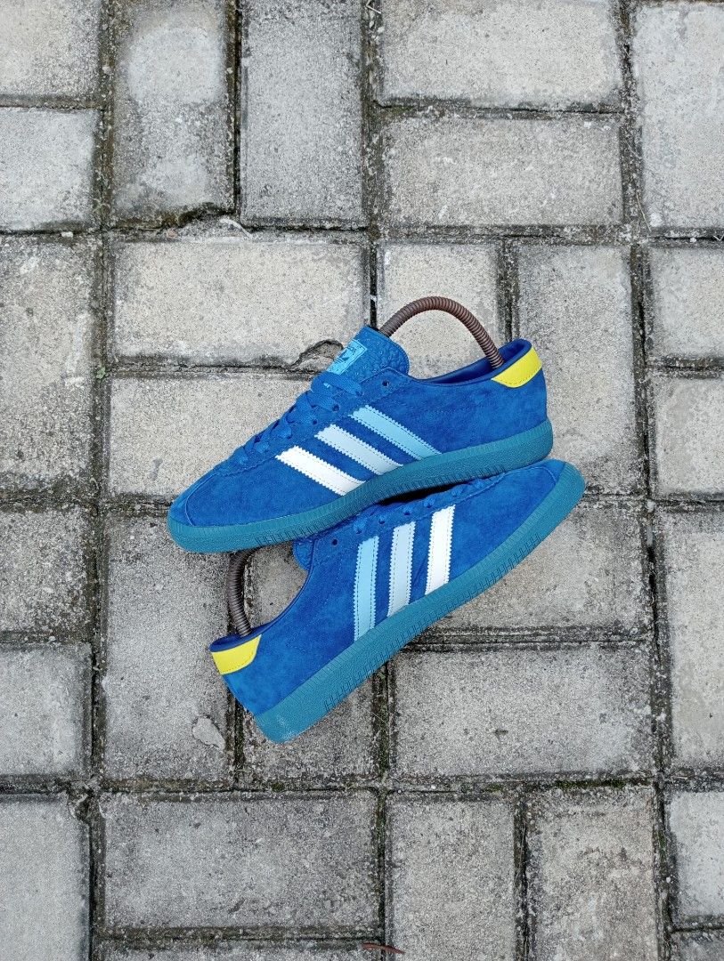 B3773 adidas top