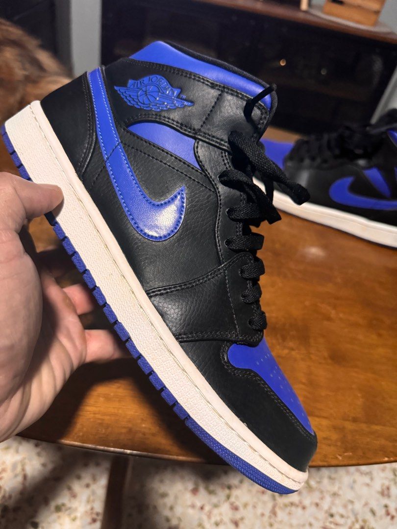 Air Jordan 1 mid royal blue