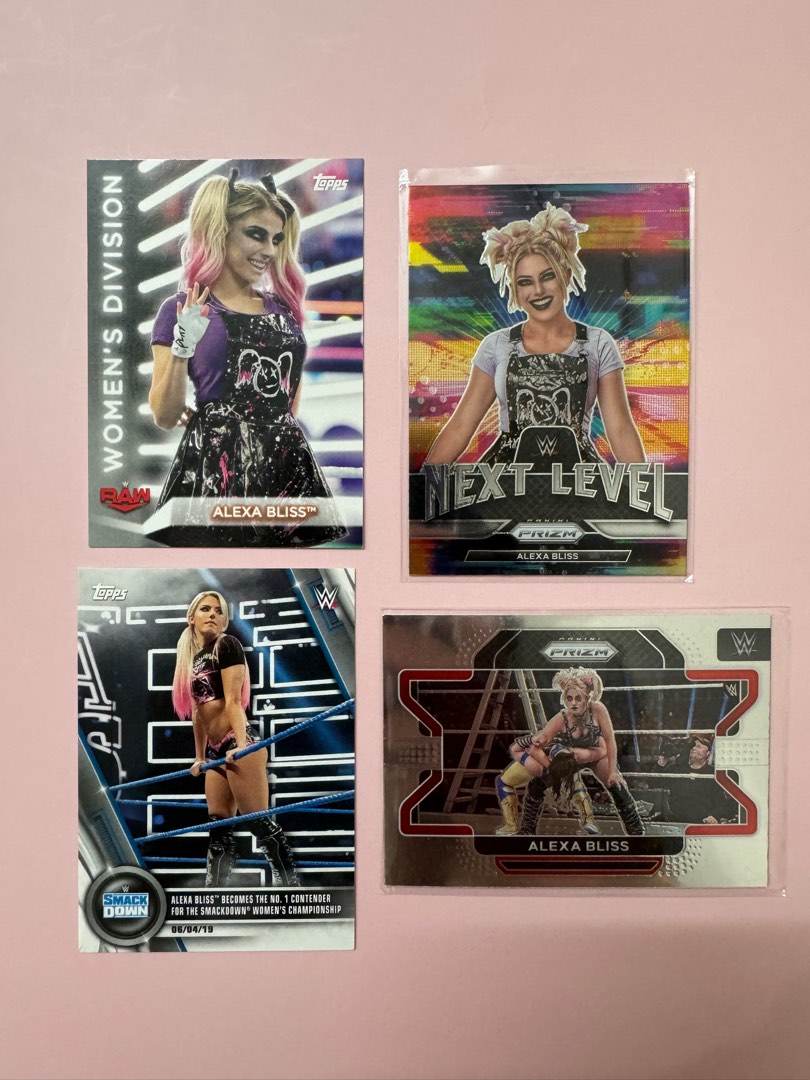 Alexa Bliss Panini Topps WWE Card Set, Hobbies & Toys, Toys 