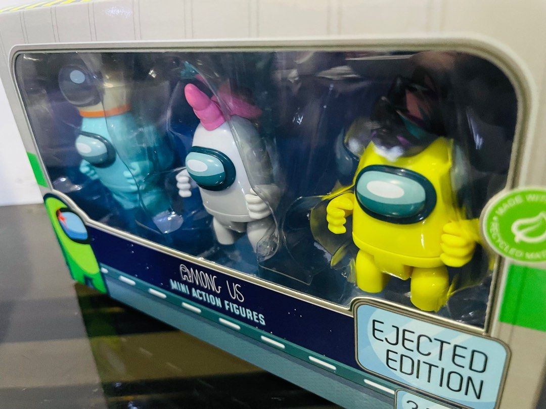Among us (Category: Vintage Collectibles) located in Makati City. Submitted by tomypom (Listing ID 1312621195, Image 3). Description: Authentic Among us set Complete with box 399 pesos only!.