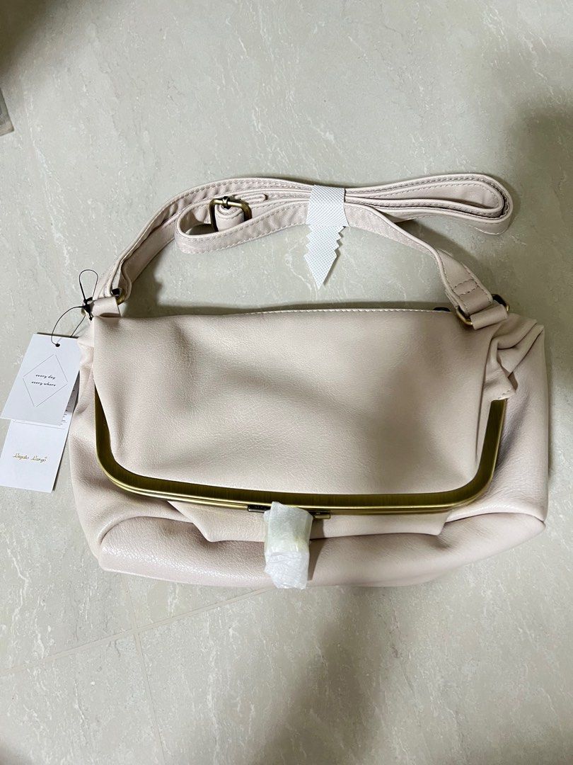 Legato largo sling bag store