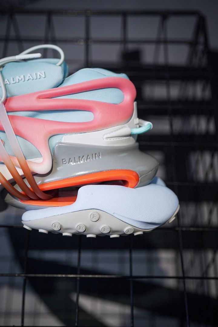 Vapormax unicorn multiracial