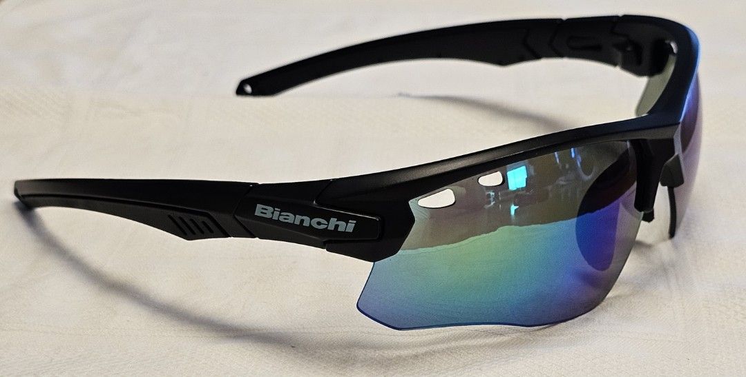 Bianchi sunglasses shop