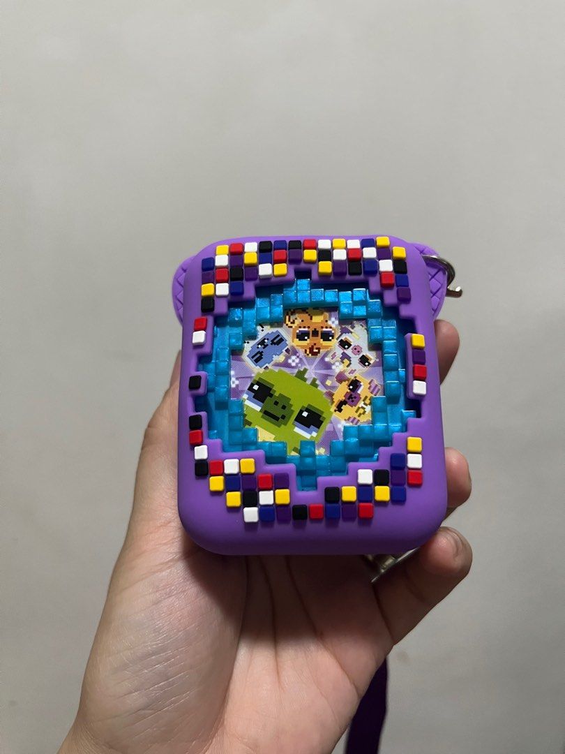 Bitzee Original (Category: Kids Toys) located in Makati City. Submitted by frvryang (Listing ID 1312484839, Image 1). Description: Bitzee Original Toy Orig price: 2,999 Bought from Toys R us last July 2024 Like new With silicon case and bag Loc: Makati.