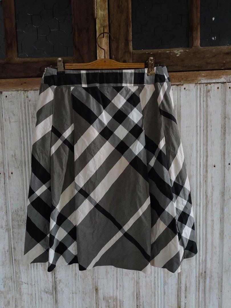 Burberry nova check skirt shop