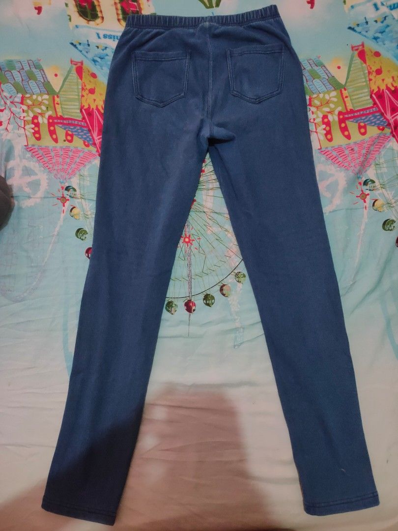 Calzedonia Women's Pants Leggings Jeans (Category: Jeans) located in Capas. Submitted by mellowgaze (Listing ID 1312510480, Image 2). Description: - skinny jeans/leggings - mop is gcash/maya - flash, j&t - can do meetups around tarlac (SM, Magic Star, Metro Town, Luisita, Capas).