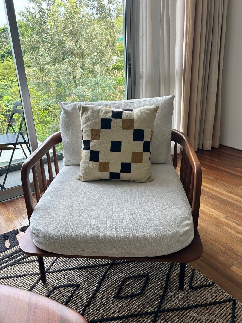 Castlery Wayne arm chair