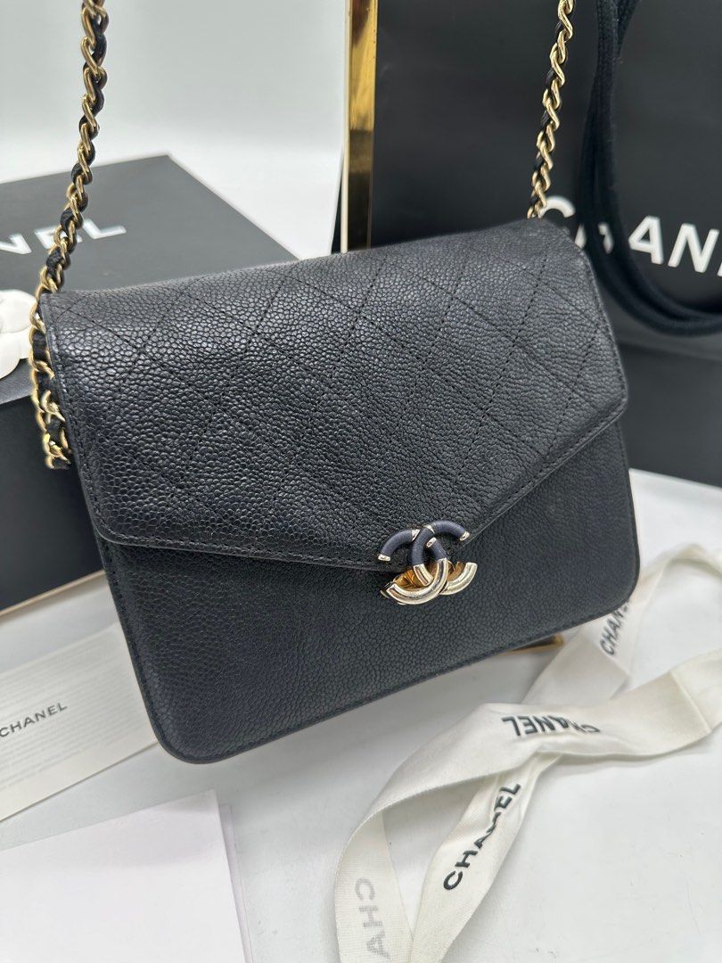 Chanel Cuba wallet on chain (Category: Luxury Bags & Wallets) located in Manila. Submitted by davidspreowned (Listing ID 1312620619, Image 2). Description: Chanel Cuba wallet on chain black caviar leather in gold hardware Inclusions holo intact box paperbag ribbon camelia flower .