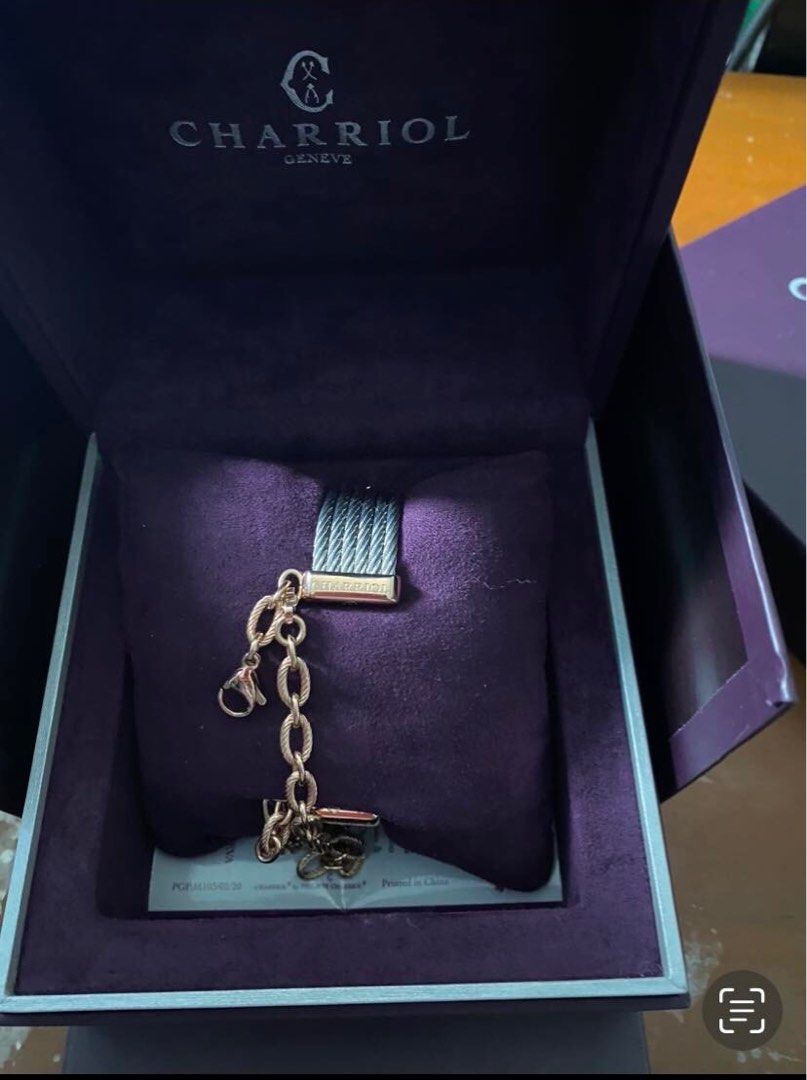 Charriol Watch (Category: Women's Watches) located in Marikina City. Submitted by haponezza (Listing ID 1312538450, Image 2). Description: Two toned Rose Gold Slight negotiable.