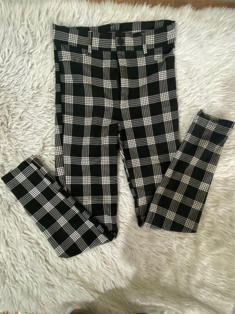 Checkered Pants Forever 21 slim fit black Women s Fashion Bottoms Other Bottoms on Carousell
