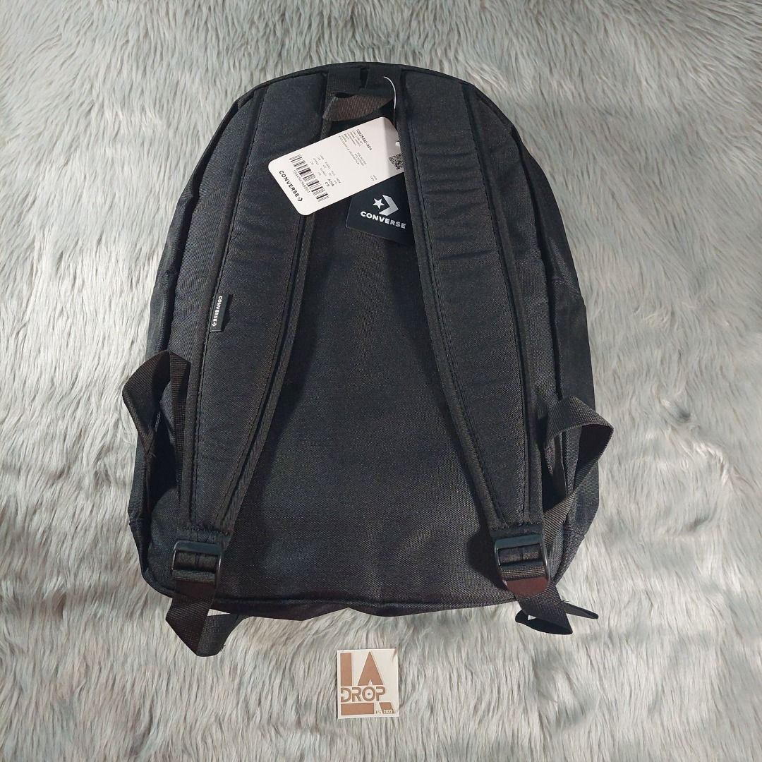 Converse Backpack Speed 3 (Category: Backpacks) located in Caloocan City. Submitted by yeahliao.ll (Listing ID 1312551840, Image 2). Description: Converse Backpack Speed 3 For Sale!!! ✔️💯% AUTHENTIC / LEGIT / ORIGINAL ✔️BRAND NEW !!! ✔️ BELOW SRP ✔️ (❌₱1,490 srp❌) ✔️ON-HAND / READY TO SHIP !!! ***Buyer will shoulder shipping fee Color: Black Dimensions: 42 cm high x 29 cm wide x 13 cm deep. Capacity: 19L.