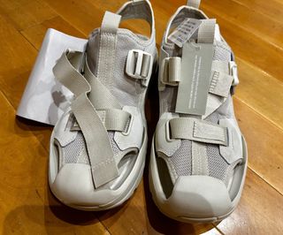 （分類：）位於 。 由 manashley 提交（商品編號 1312584571，圖片 1）。簡介： 。