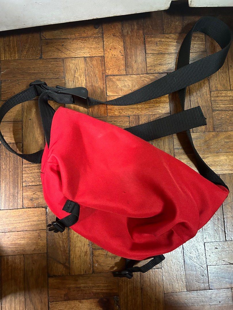 Crumpler messenger bag red sling bag (Category: Sling Bags) located in Quezon City. Submitted by projectbernice (Listing ID 1312471543, Image 2). Description: Item located in Culiat, Q.C. Will accept payment through gcash and metrobank. Delivery through j&t and lalamove at expense of buyer. Approximately 30 cm x 20 cm x 10 cm (Width x Height x Depth).