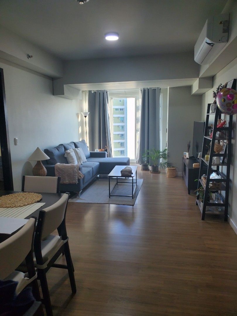 For Rent Kroma Tower 2 Bedroom Corner Unit (Category: Apartments & Condos) located in Manila. Submitted by manilashop (Listing ID 1312541436, Image 2). Description: Kroma Tower 2 bedrooms 90sqm 1 maids room/storage room High floor corner unit Fully furnished Direct bridgeway to Makati Medical Center, Ayala North Exchange, Greenbelt Parking not included Available October 16 onwards Long term: minimum one year Prefer no pets and kids Direct to owne