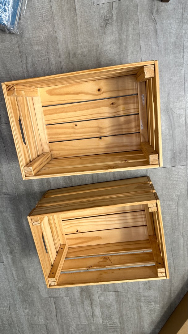 IKEA 木箱 2個, 傢俬＆家居, 傢俬, 櫃子、組合櫃及置物架 - Carousell