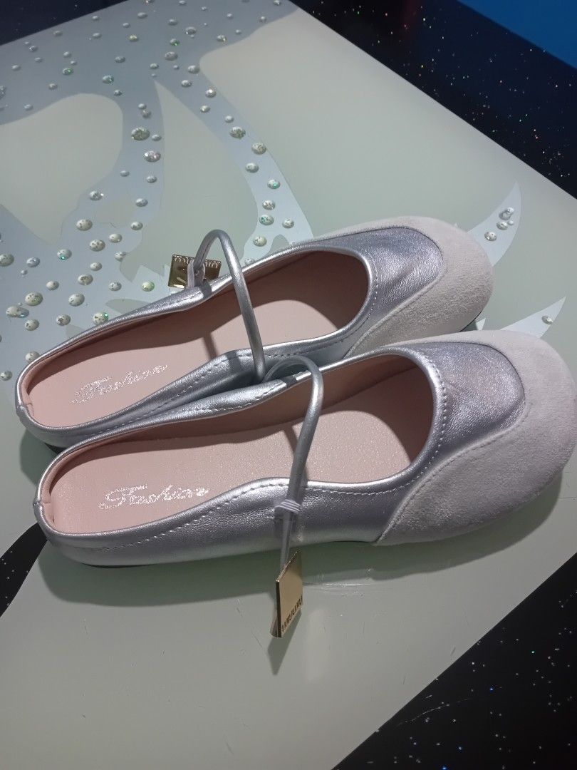Imported Slip on half shoes (Category: Flats & Sandals) located in Valenzuela. Submitted by etzetera26 (Listing ID 1312545714, Image 2). Description: slip on flat shoes half shoes cute so cute.
