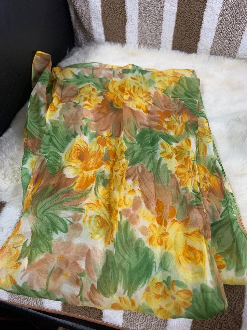 Japan silk neck scarf (Category: Scarves) located in Cabanatuan. Submitted by mjluxxejapan (Listing ID 1312534240, Image 2). Description: NO LP PLS.mahaba po approx 55” long.pwede dn s bag ,hair or s neck,as is Like new pa.