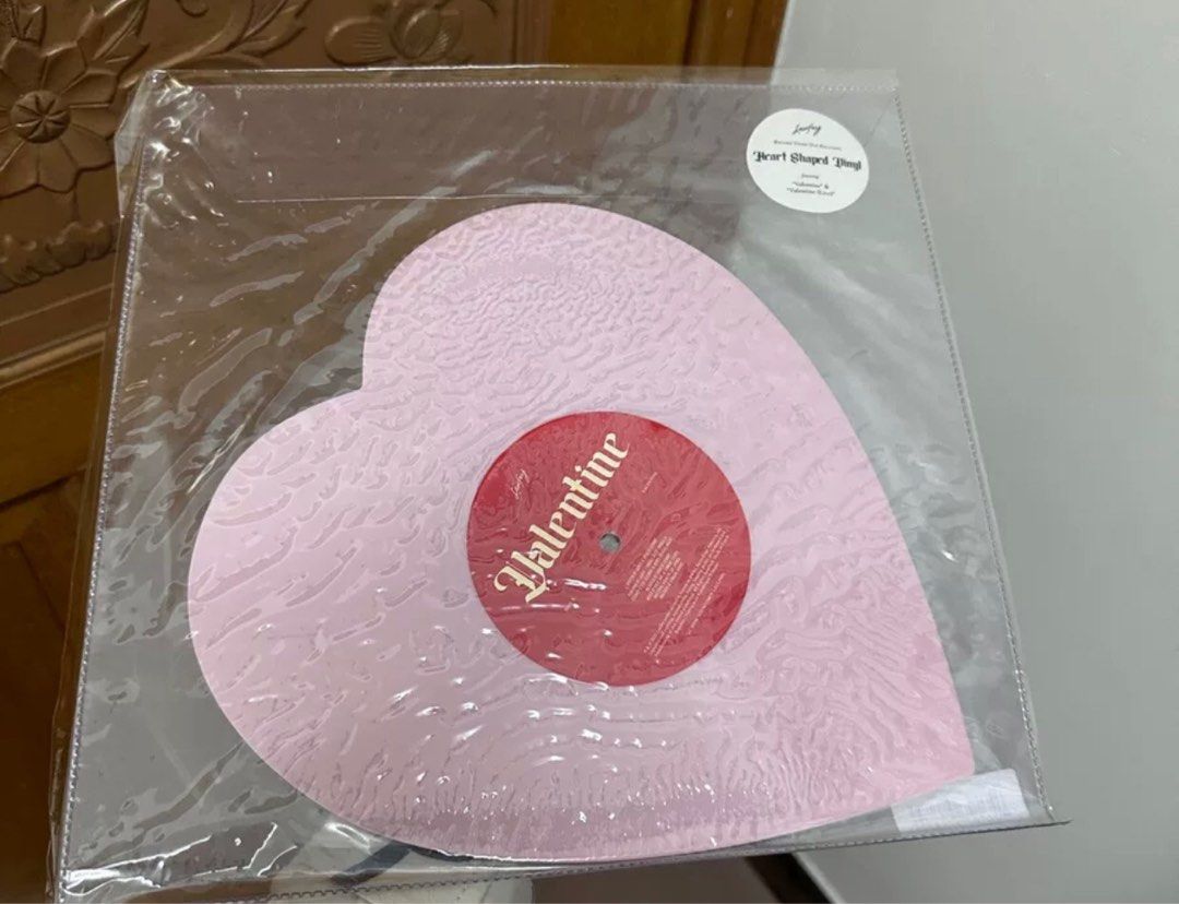 LAUFEY VALENTINE RSD VINYL LP, Hobbies & Toys, Music & Media