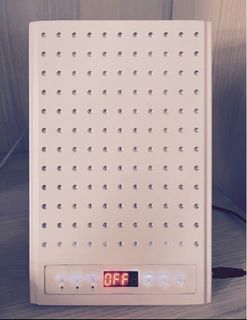 Led紅外線燈抗衰老美容儀(黃,藍,紅 580+460+660nm)可以三種光同時開 紅外線 彩光燈 香港插頭396粒LED(每種顏色各132粒)定時功能5當強弱送護目鏡 LED Red light Infrared therapy64239070315267110