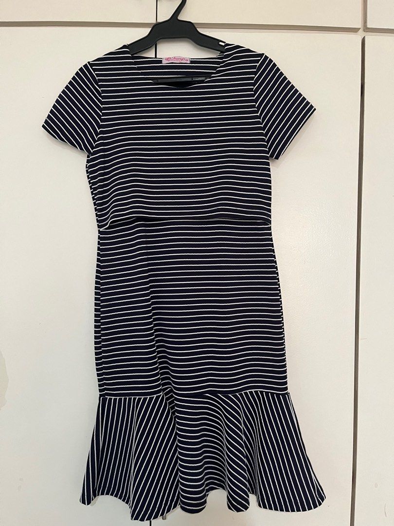 Maternity & Nursing dress (Category: Dresses) located in Paranaque City. Submitted by msgvill (Listing ID 1312519753, Image 1). Description: Dress was only used very few times May be used from maternity to breastfeeding stage Material is cotton and is stretchy RFS: decluttering SF c/o buyer .