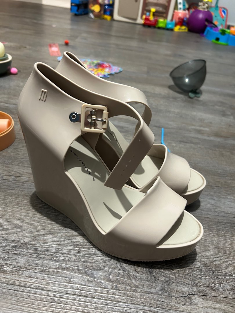 Melissa new wedge 2025