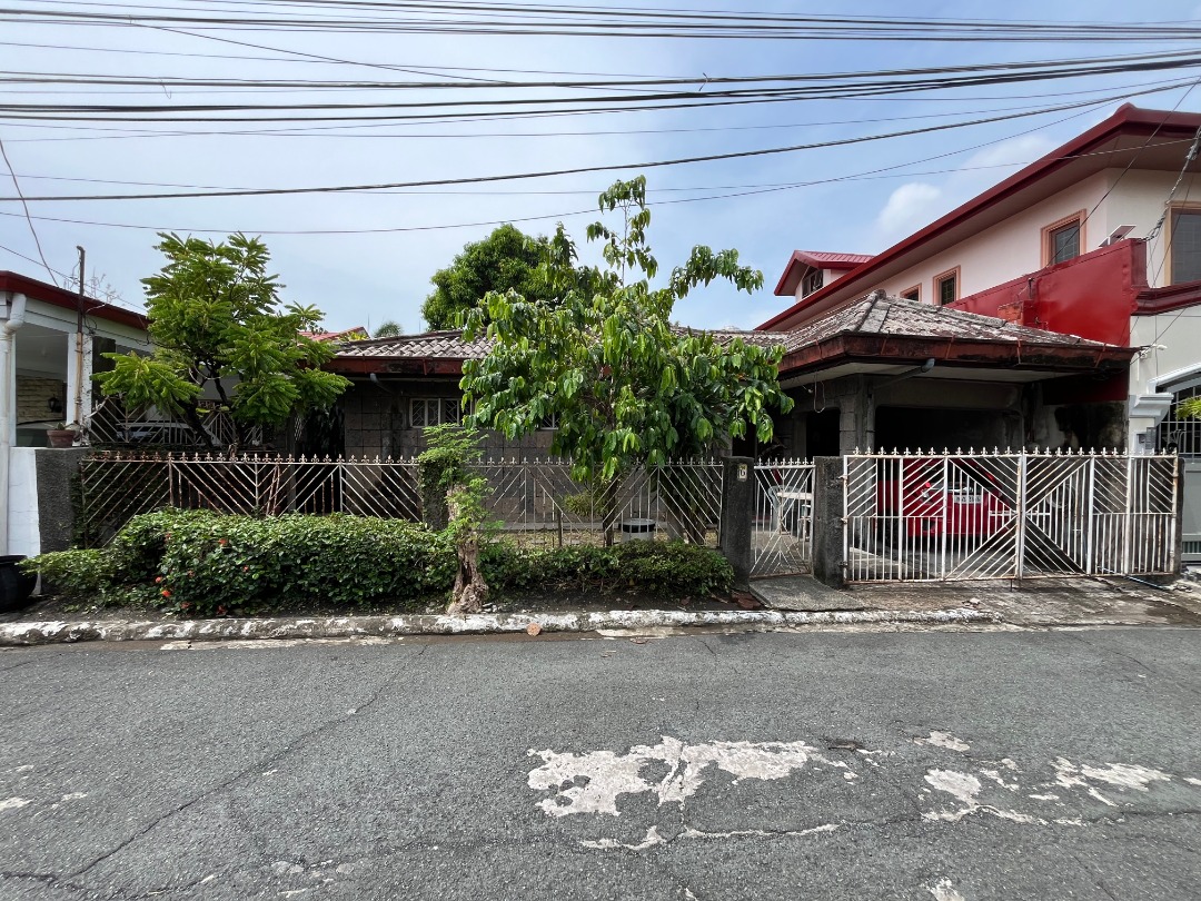(Category: ) located in . Submitted by sandro_realty (Listing ID 1312609803, Image 1). Description: .