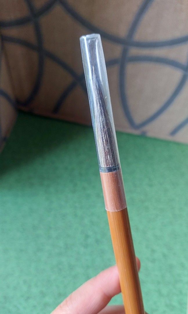 Paint Brush Set (Category: Craft Supplies & Tools) located in Talisay. Submitted by enavnai13 (Listing ID 1312581543, Image 2). Description: Paint Brush Set 5 pcs Unused Matataba mostly 450 all + SF #CVTavailable.