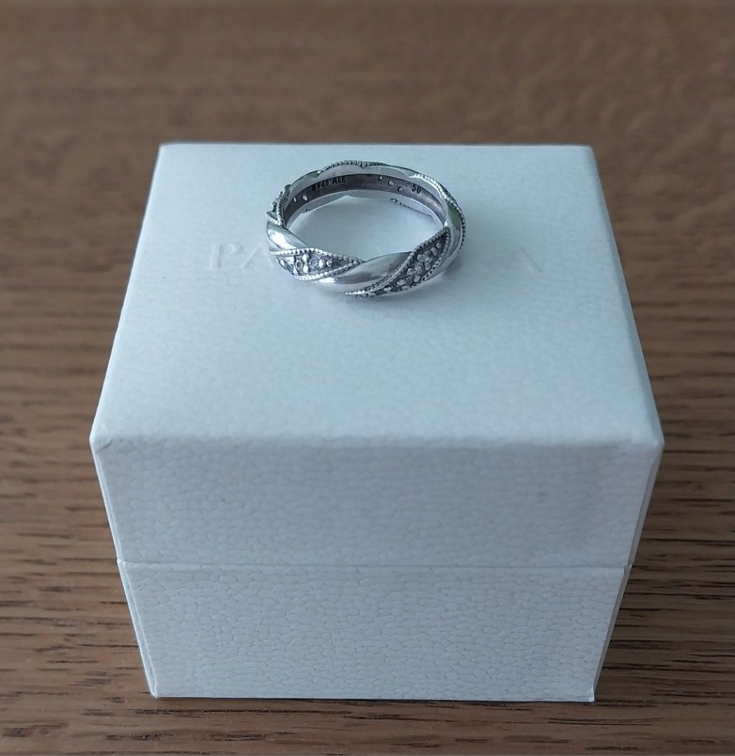 Pandora ribbon of love ring store